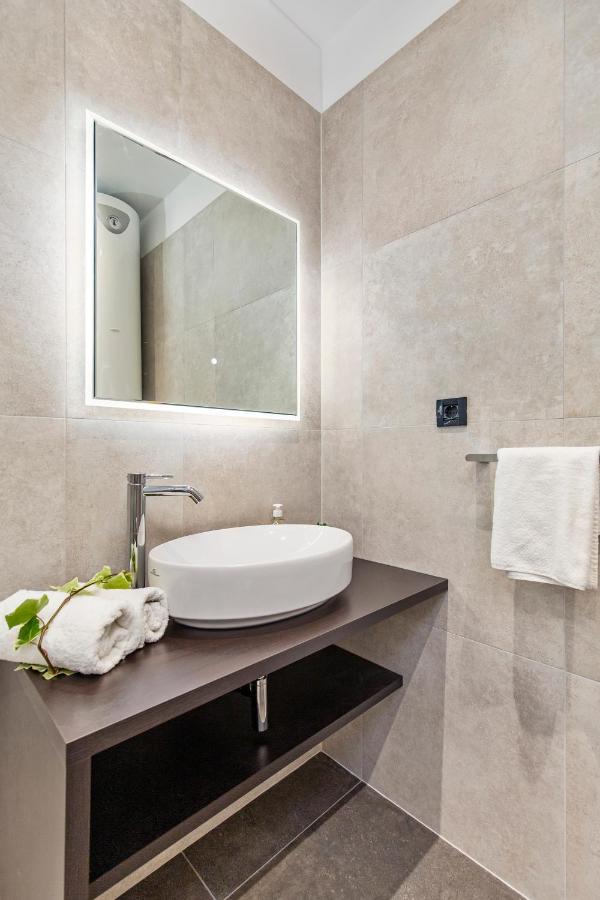 Apartments Rijeka In Ngoại thất bức ảnh